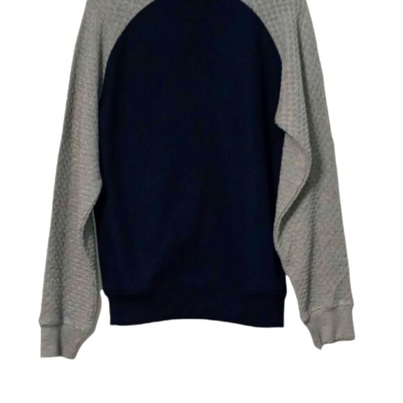 NWT Swiss Cross Sweater - Picture 3 of 7